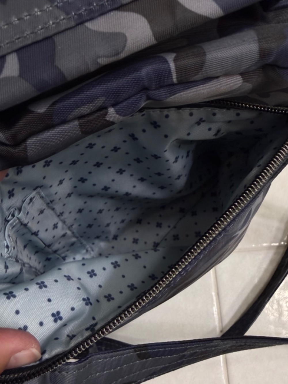 Lug Ranger Crossbody Bag - Picture 7 of 13